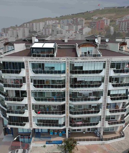 Kara Yıldız Apartmanı